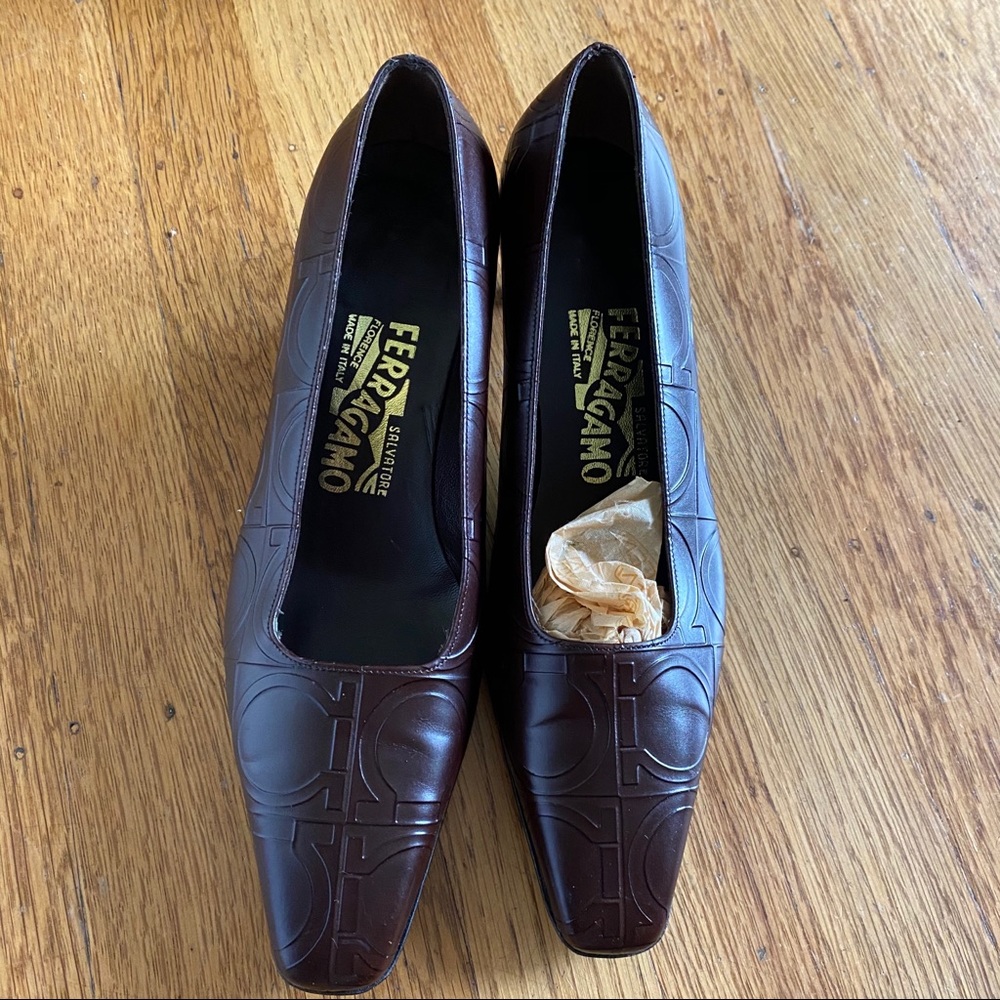 Ferragamo Salvatore 6 1/2 heels